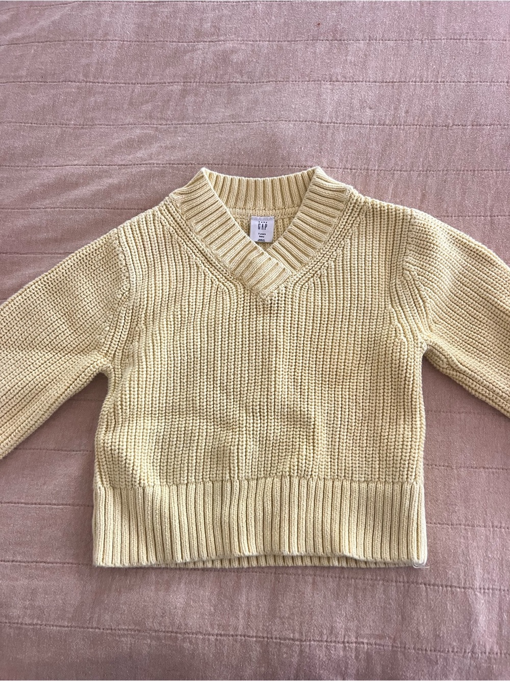 GAP Pale Yellow V-Neck Ribbed Knit Sweater